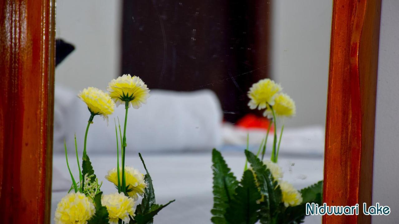 Niduwari Lake Homestay 담불라 외부 사진