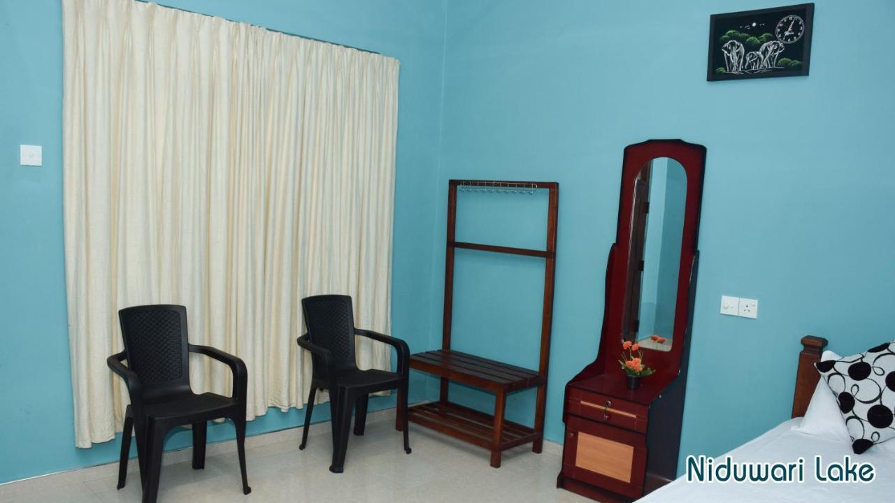 Niduwari Lake Homestay 담불라 외부 사진