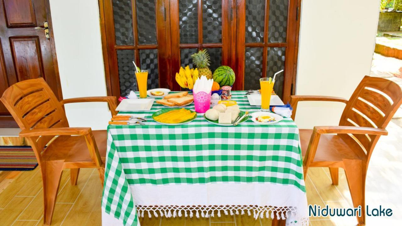 Niduwari Lake Homestay 담불라 외부 사진
