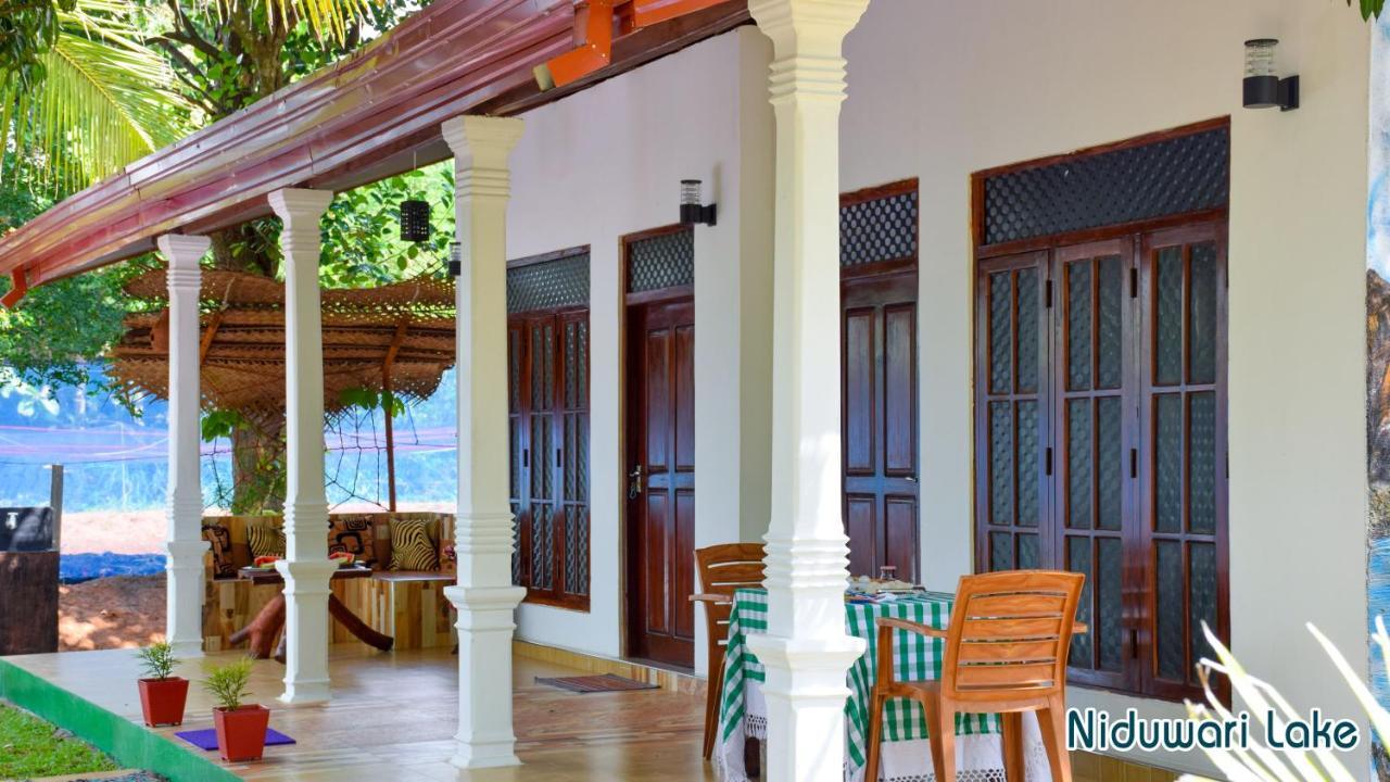 Niduwari Lake Homestay 담불라 외부 사진
